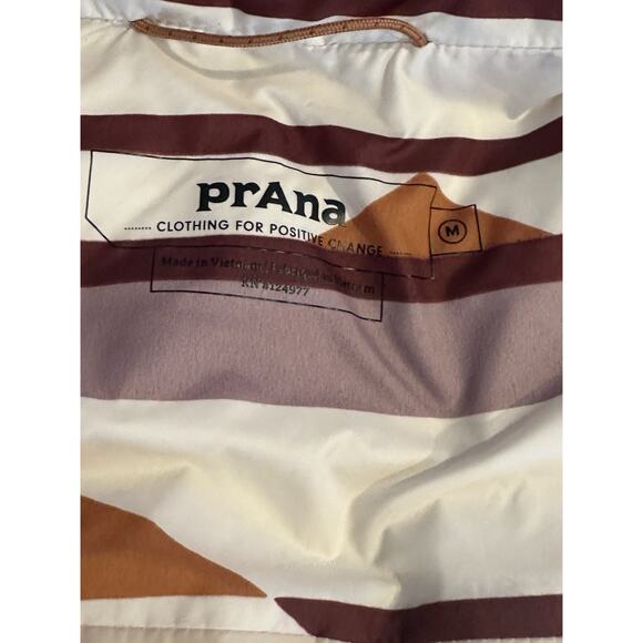 Prana Women’s Med Puffer Vest Hellebore Rose Hip Geo Duck Down Winter Fall Chic - Picture 4 of 9